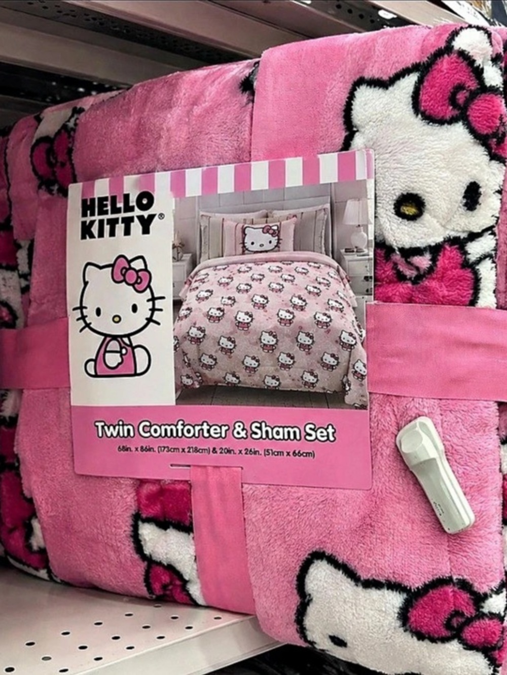 Hello Kitty Twin Comforter & Sham Set Pink & White